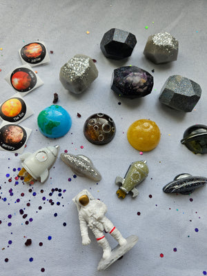 Astro Loose Parts & Paint kit